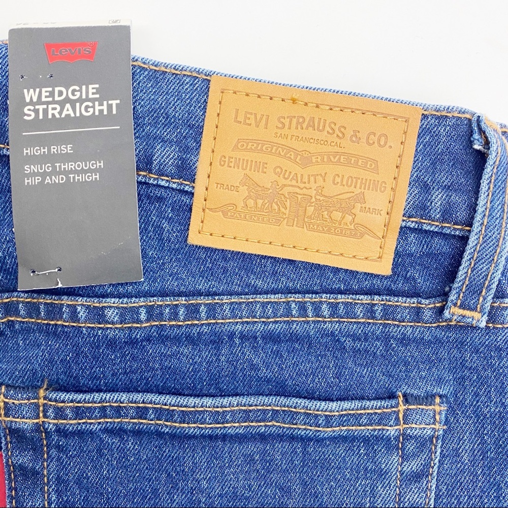 Levi’s  Premium Wedgie Straight High Rise Jean - Picture 9 of 13